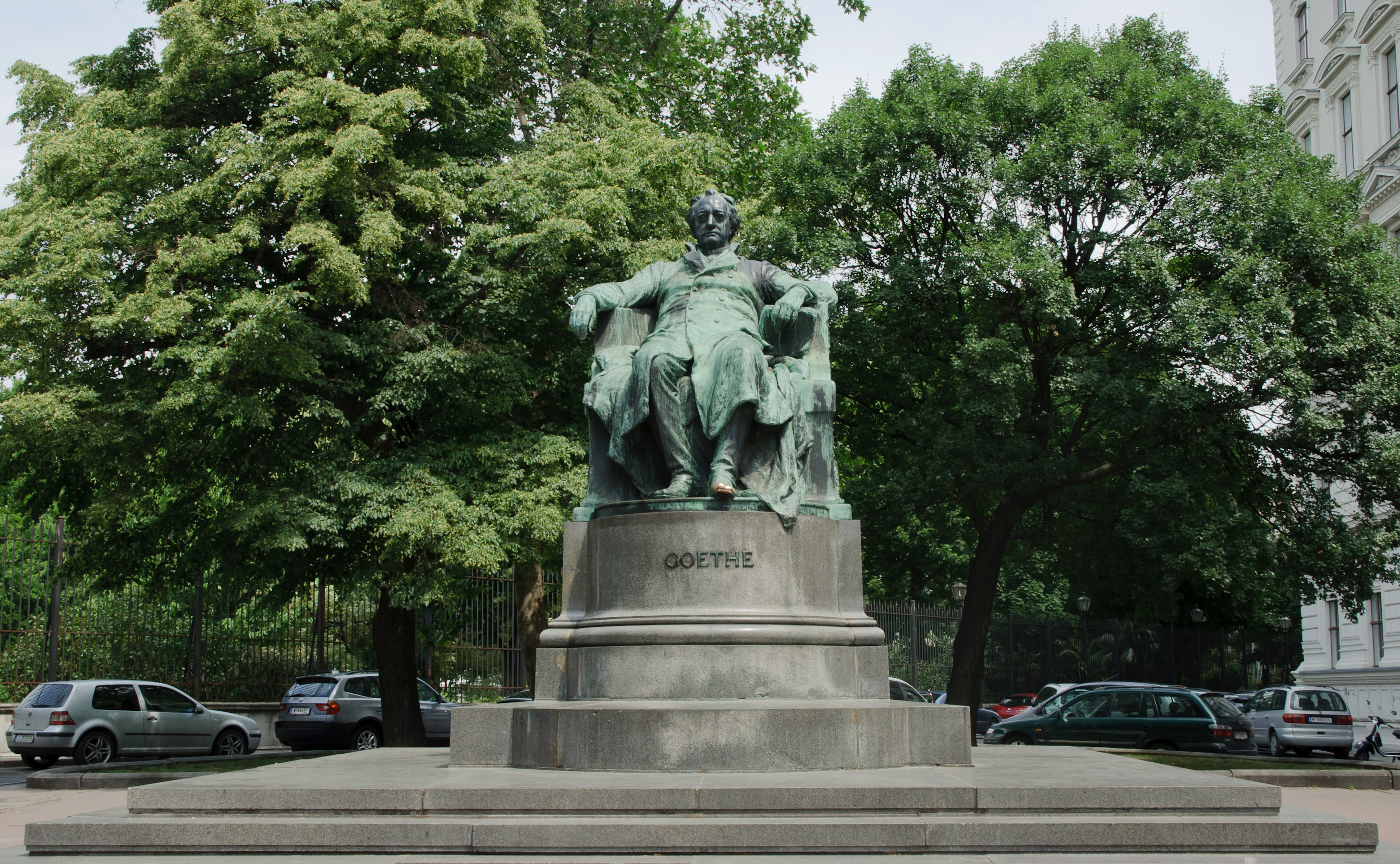 Goethe_monument_-_Vienna