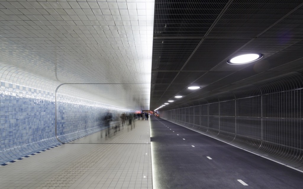tuneles para ciclistas Cuyperspassage amsterdam 3