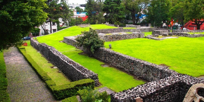 San Pedro de los Pinos, una colonia llena de sincretismos históricos y  culturales