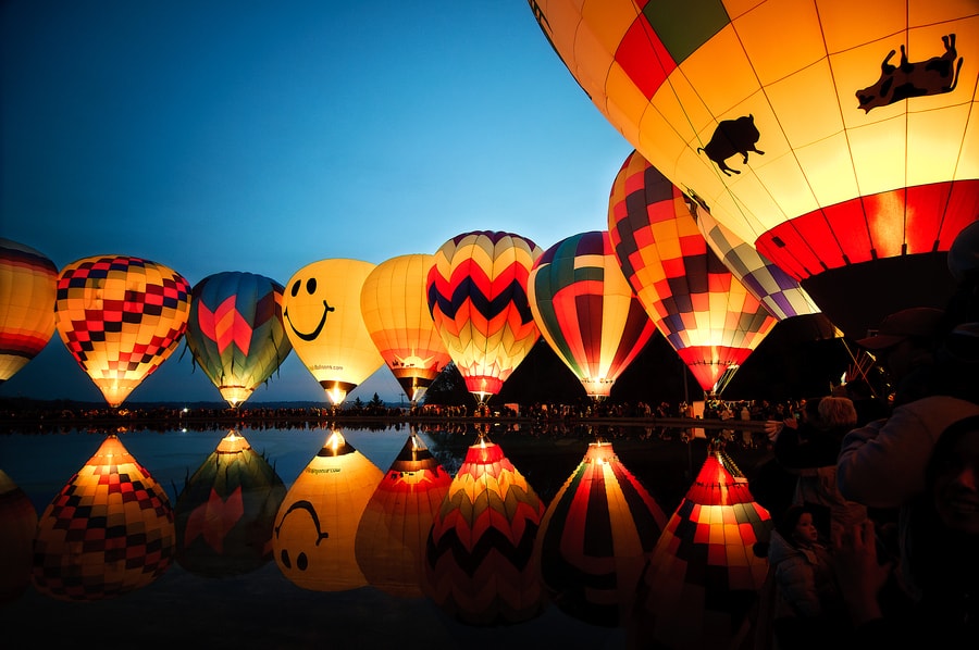 Noche mágica en las alturas: asiste al Air Fest y vuela en globo aerostático